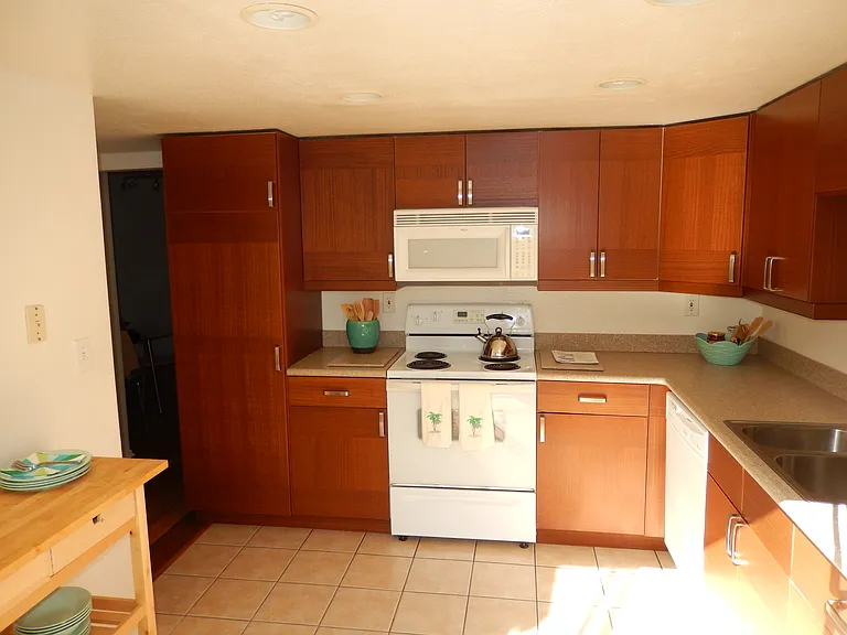963 Loring St #2 — Photo 3