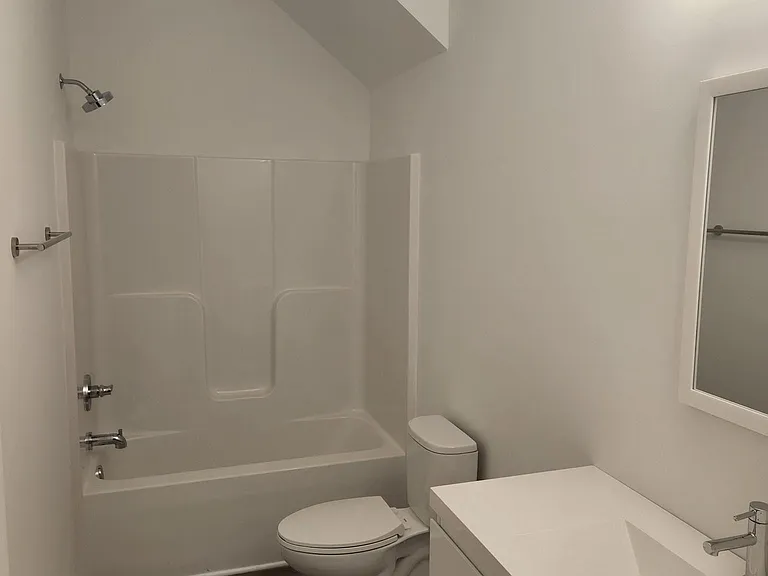805 S 7th St #2 — Photo 16