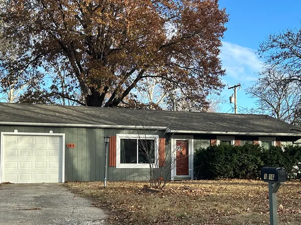 1816 Miller Dr, Lawrence, KS 66044
