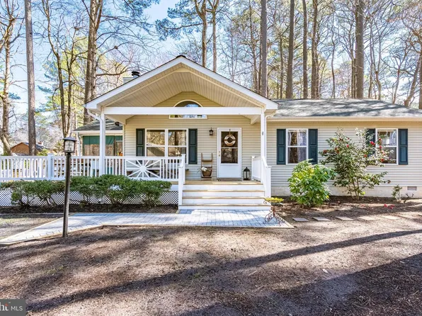 16 Marview Dr, Ocean Pines, MD 21811