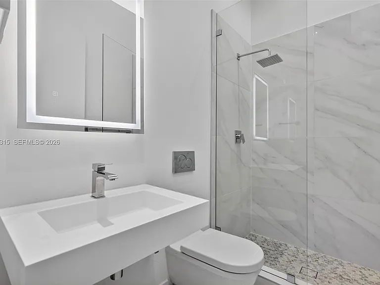 3750 Yacht Club Dr #Townhouse 5 — Photo 26