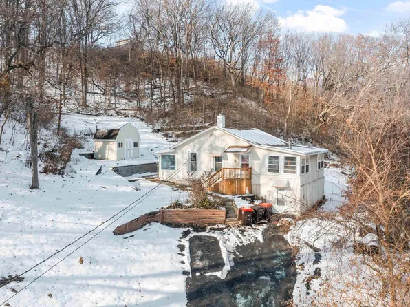 7425 N Galena Rd, Peoria, IL 61615