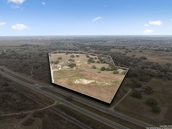 3rd image of 4670 N Us Highway 281