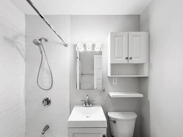 41 Child St #2A — Photo 10