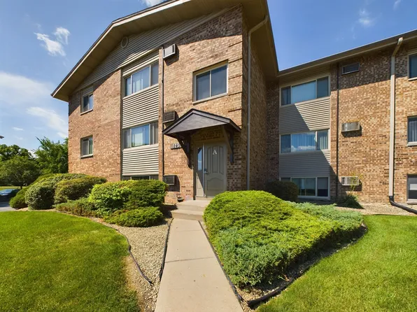 125 Twin Oaks Dr APT 118, Joliet, IL 60431