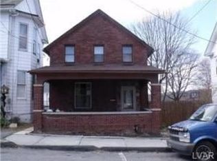 28 4th St, Slatington, PA 18080