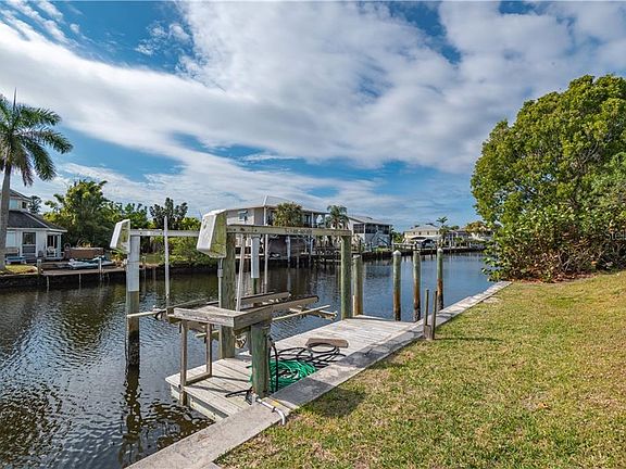 4th image of 24267 Buccaneer Blvd