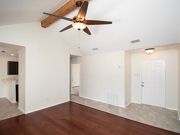 3rd image of 1815 Graywood Ct