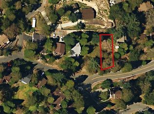 442 S Thousand Pines Rd, Crestline, CA 92325