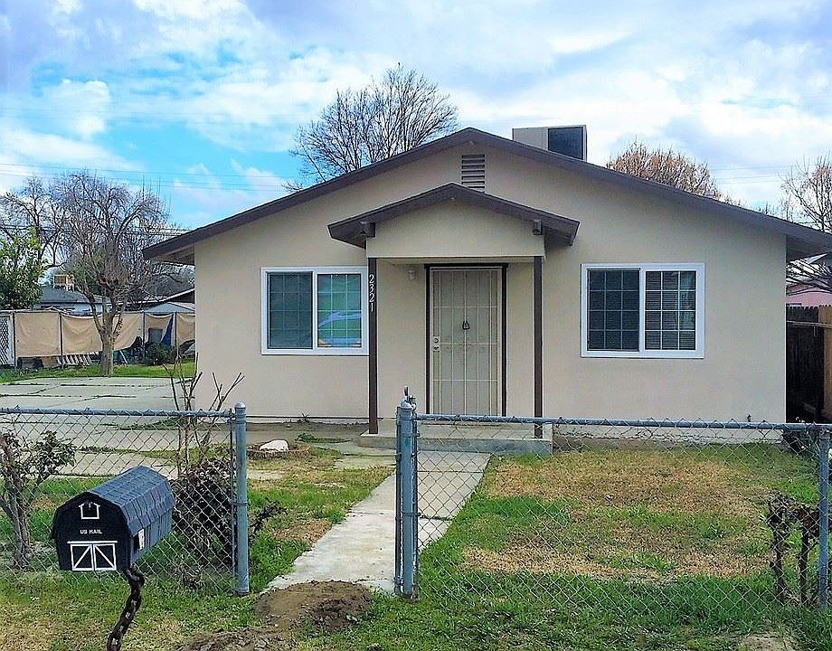 1st image of 2321 Garvey Ave