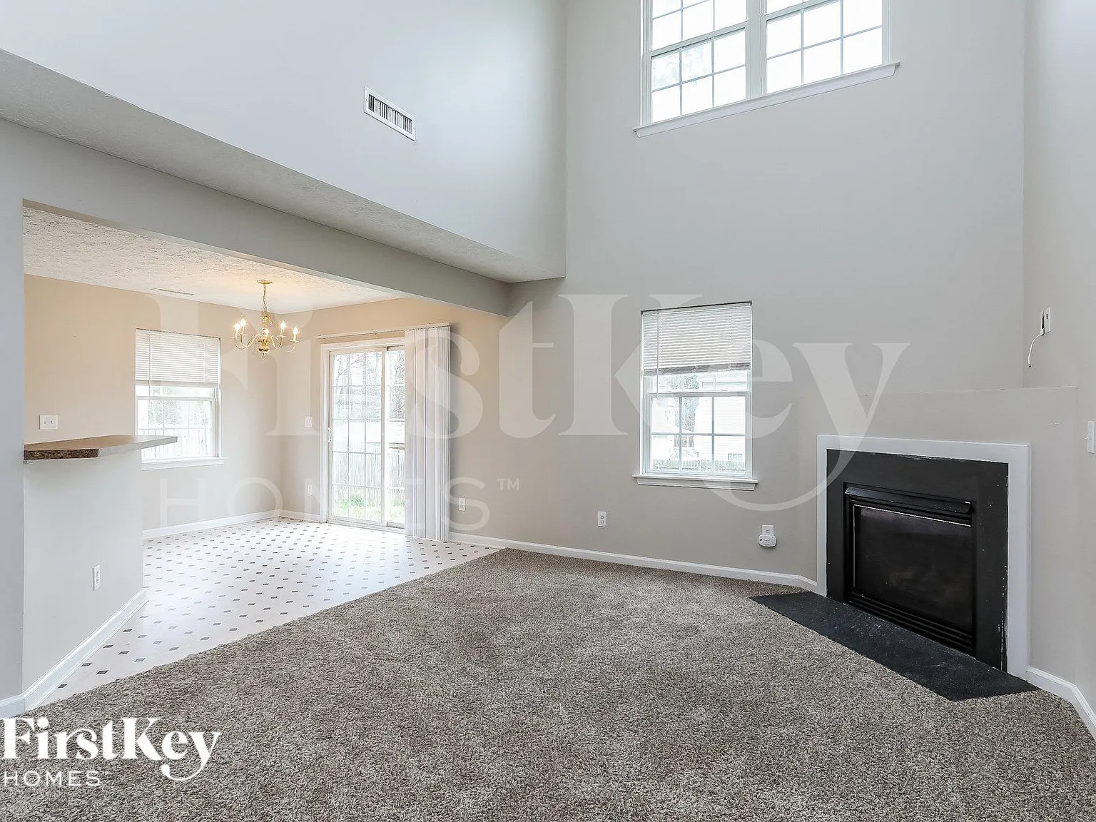 3 bed, 2.5 bath, 1710 sqft, $2,020 — Photo 2