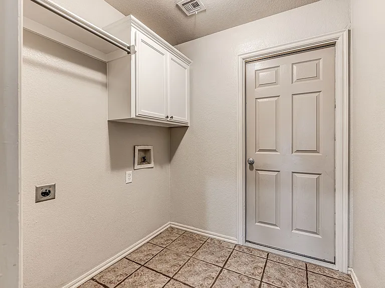21862 Meadow Mist Ct — Photo 23