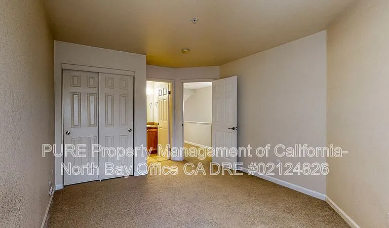 132 Treadway Ct — Photo 30