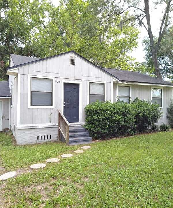 1st image of 725 Linda Dr