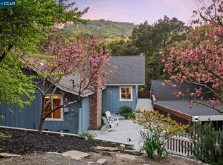12 Orchard Rd, Orinda, CA 94563