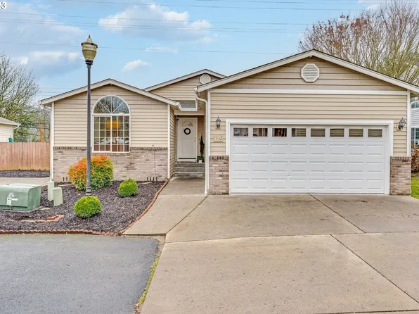 1932 Meadowood Loop, Woodland, WA 98674