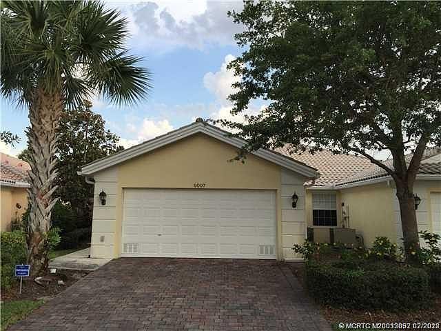 1st image of 9097 SE Retreat Dr