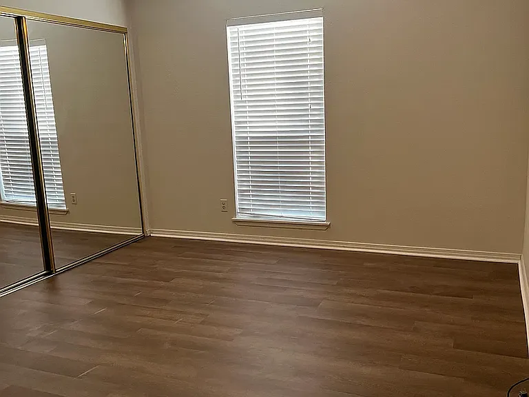 2529 Craig Ln — Photo 18