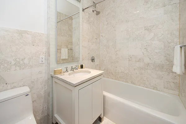 Rented by Keller Williams NYC | media 23