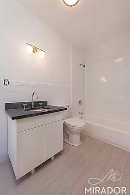 Rented by Mirador Real Estate | media 4