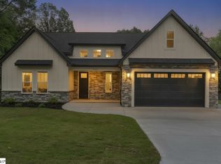 800 Glassy Rd, Landrum, SC 29356