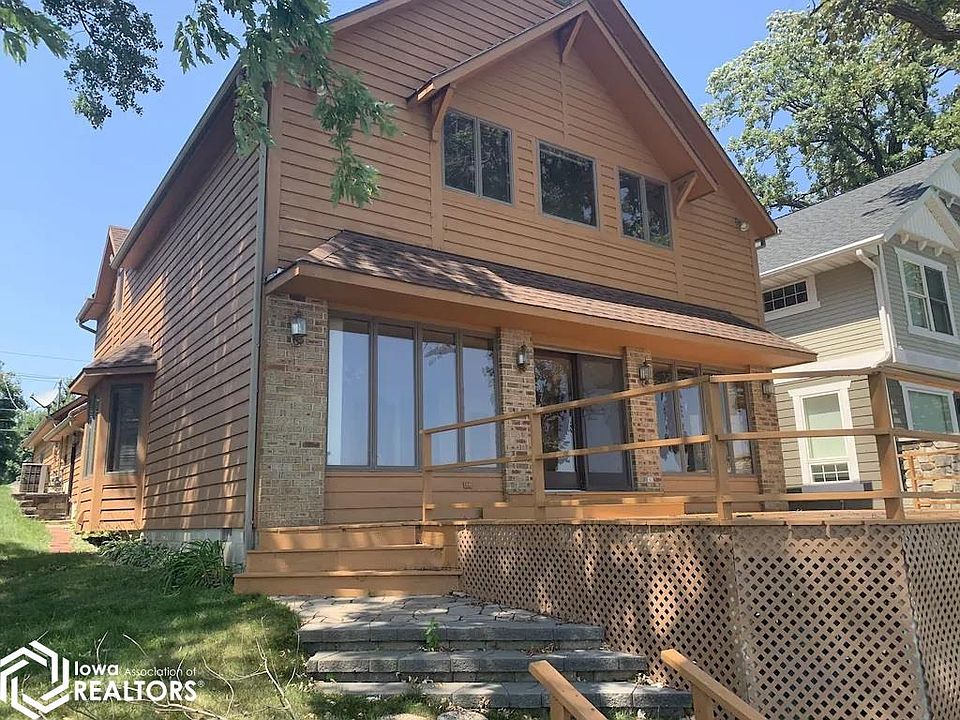 1st image of 1713 N Shore Dr