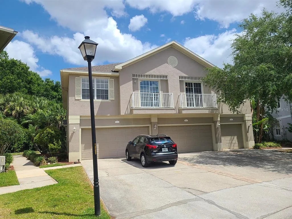 2 bed, 2.0 bath, 1176 sqft, $1,750 — Photo 1