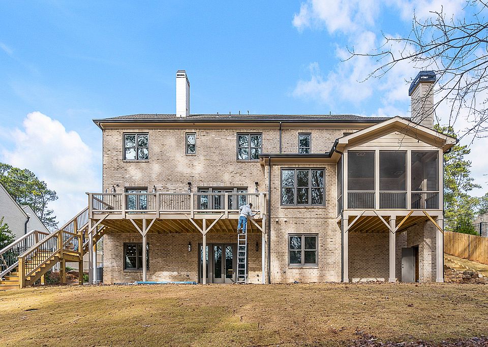 2nd image of 176 Underwood Dr