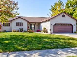 313 S Logan St, Roland, IA 50236