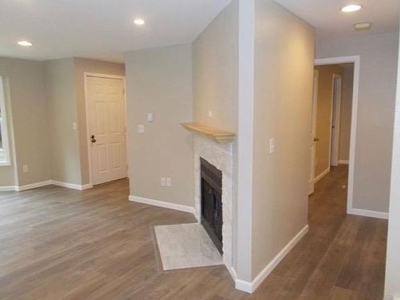 5th image of 10511 24th Street Ct E