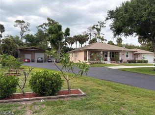 92 Evergreen Rd, North Fort Myers, FL 33903