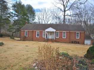 262 Burr Oak Rd, Lynchburg, VA 24502