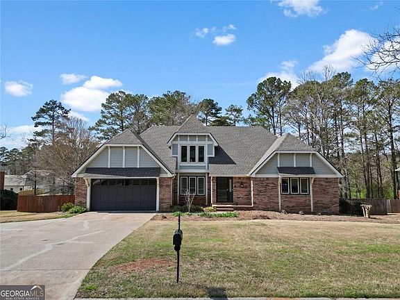 4th image of 39 Club View Dr SE