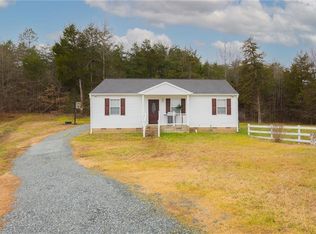 948 Herman Blue Ct, Burlington, NC 27217
