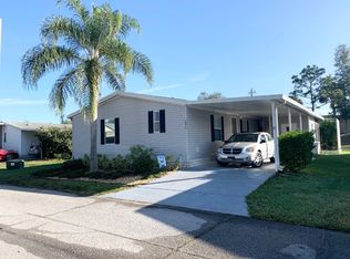 696 N Edgewater Dr, Plant City, FL 33565