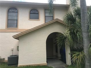 8 Emerald Bay Dr, Oldsmar, FL 34677