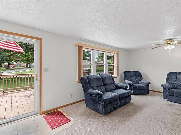 3rd image of 201 Highland Dr