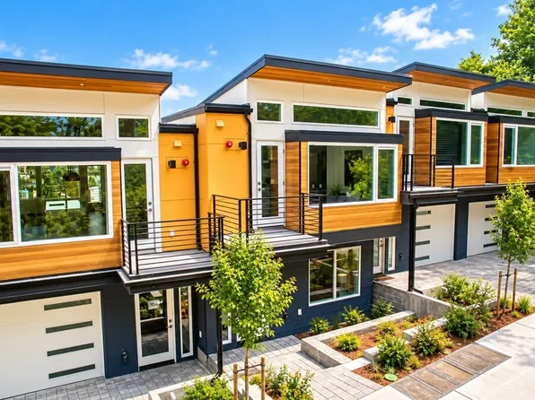1546 Sturgus Avenue S, Seattle, WA 98144