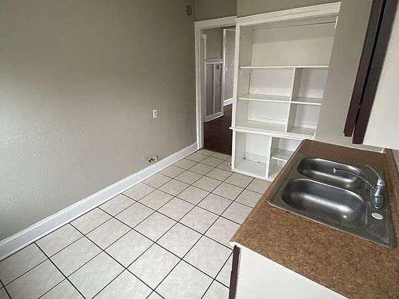2nd image of 419 W Clarke St #11040094