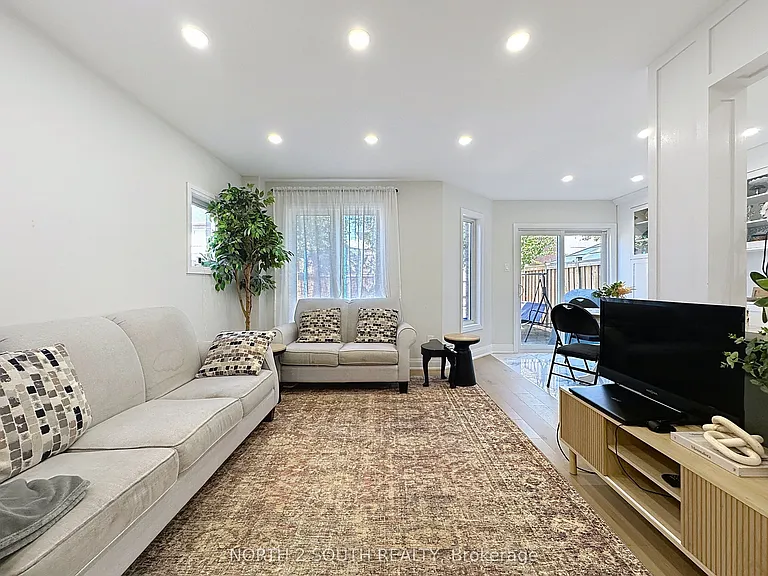 93 Komura Rd #UPPER — Photo 12