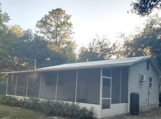 326 Star Lake Dr, Hawthorne, FL 32640