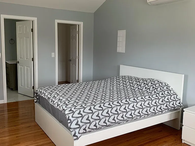 16 Clearbrook Rd — Photo 8