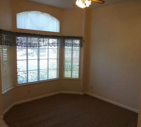 3rd image of 1644 Steinbeck Dr