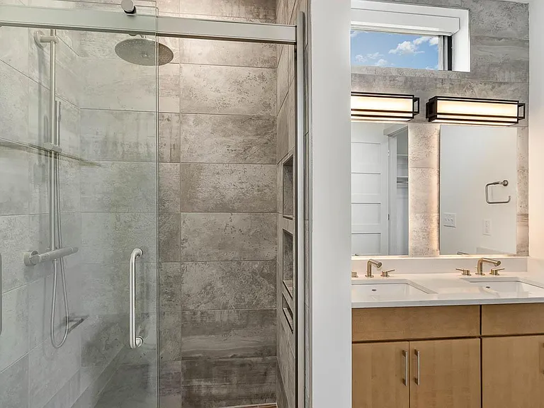 120 Mosaic Blvd #301 — Photo 27