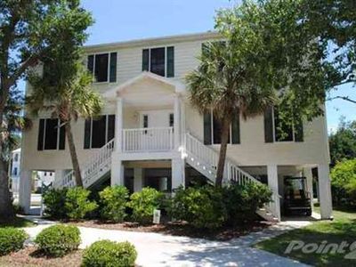 210 16th Ave N, Myrtle Beach, SC, 29575