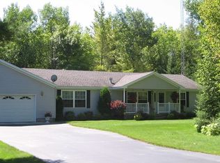 6586 Laurelhill Cir, Presque Isle, MI 49777
