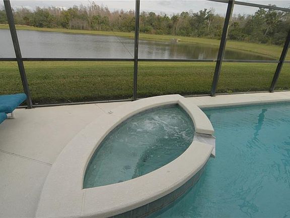 3rd image of 4732 Cumbrian Lakes Dr