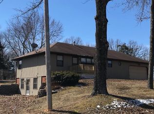 1329 Highland St, Cabool, MO 65689