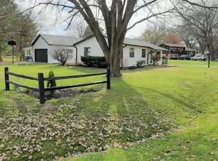 703 Florence St, McHenry, IL 60051