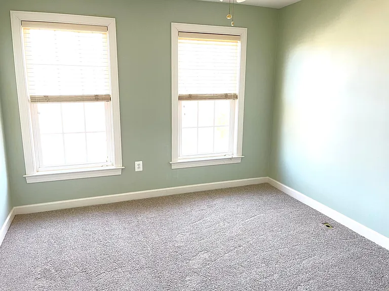 1560 Rutland Way — Photo 30